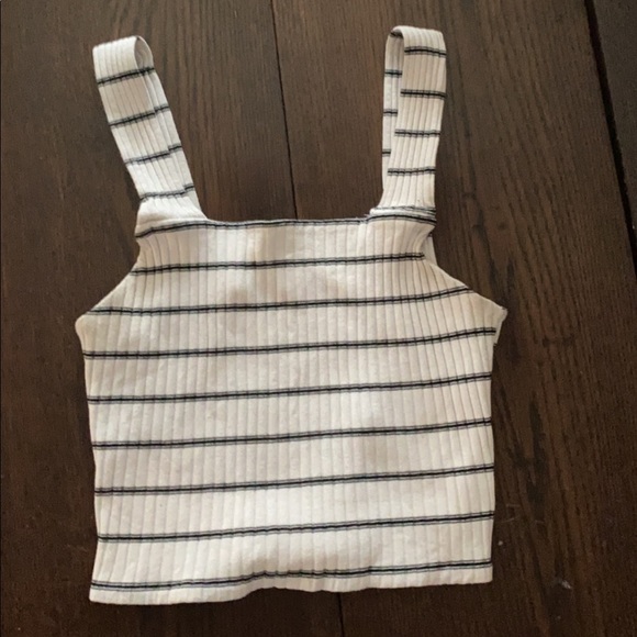 Black and white crop top - Picture 1 of 1